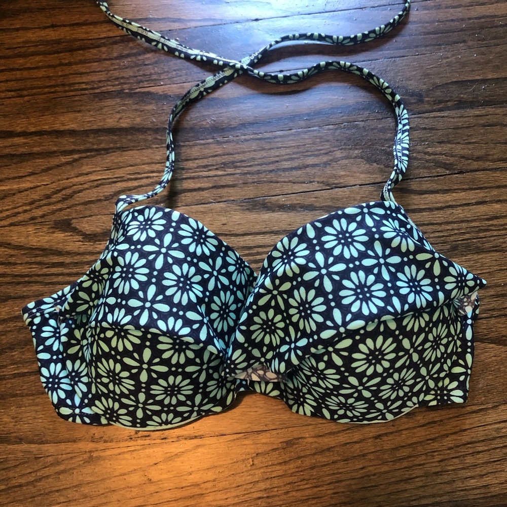 Aerie Blue Ruffled Bikini Top!